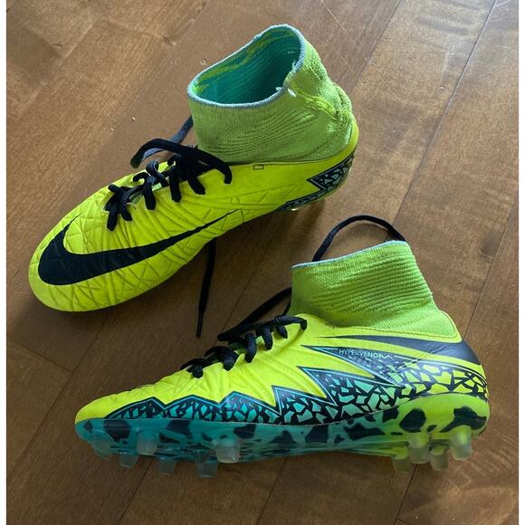 Nike Hypervenom Phantom II FG Volt/Black/Hyper Turquoise youth size 5.5 - Picture 2 of 12